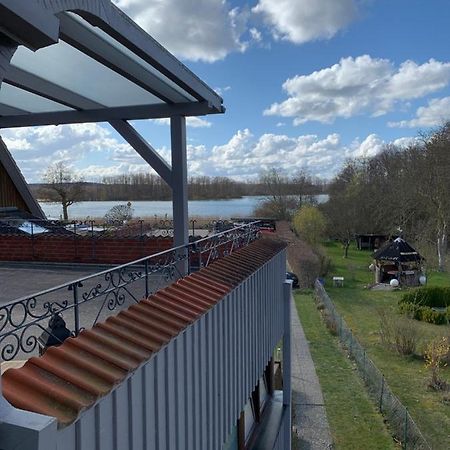 Labud 20 Am Ploener See In Bosau Bagian luar foto